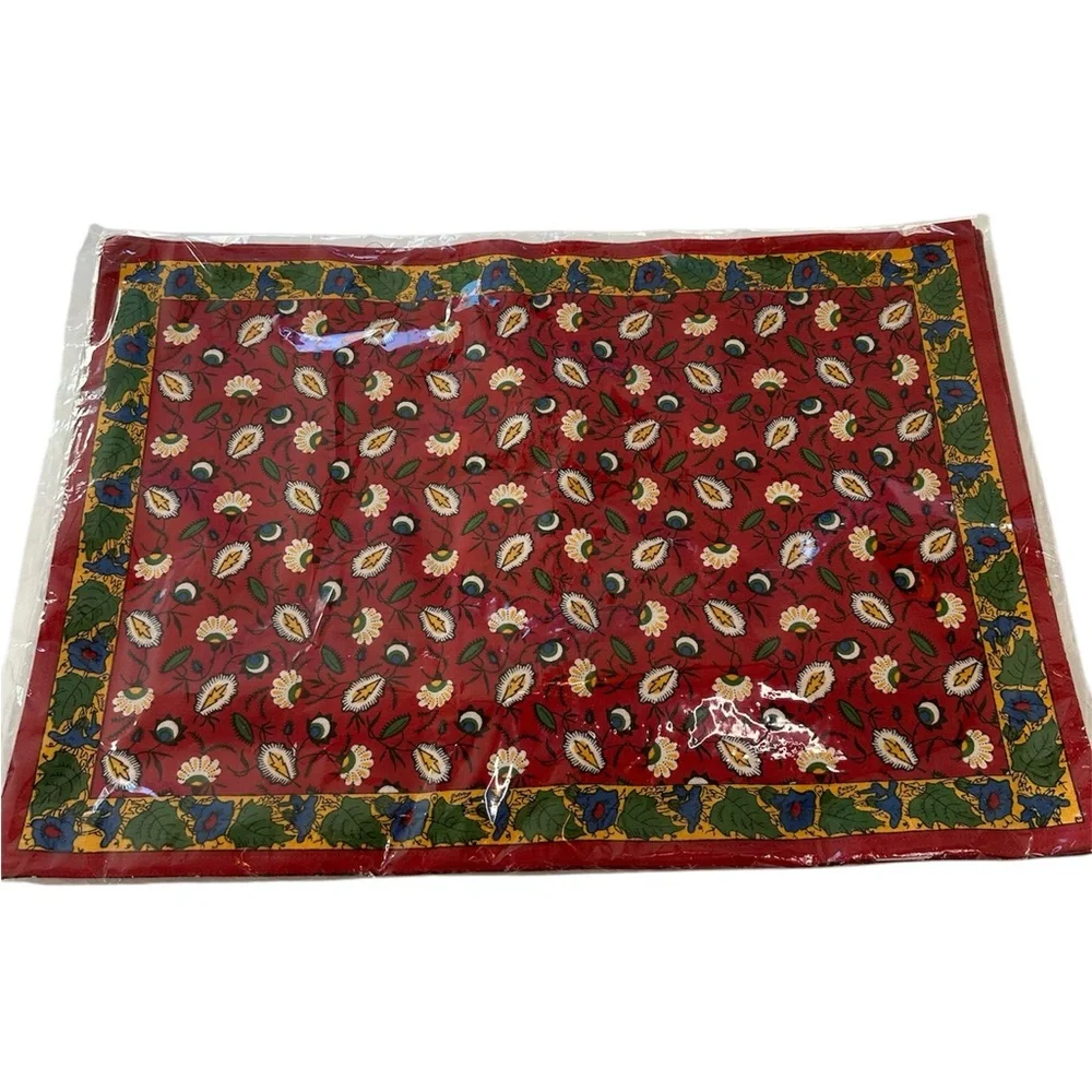 William Sonoma Set of 4 Placemats & Napkins St Remy Red Floral NWT